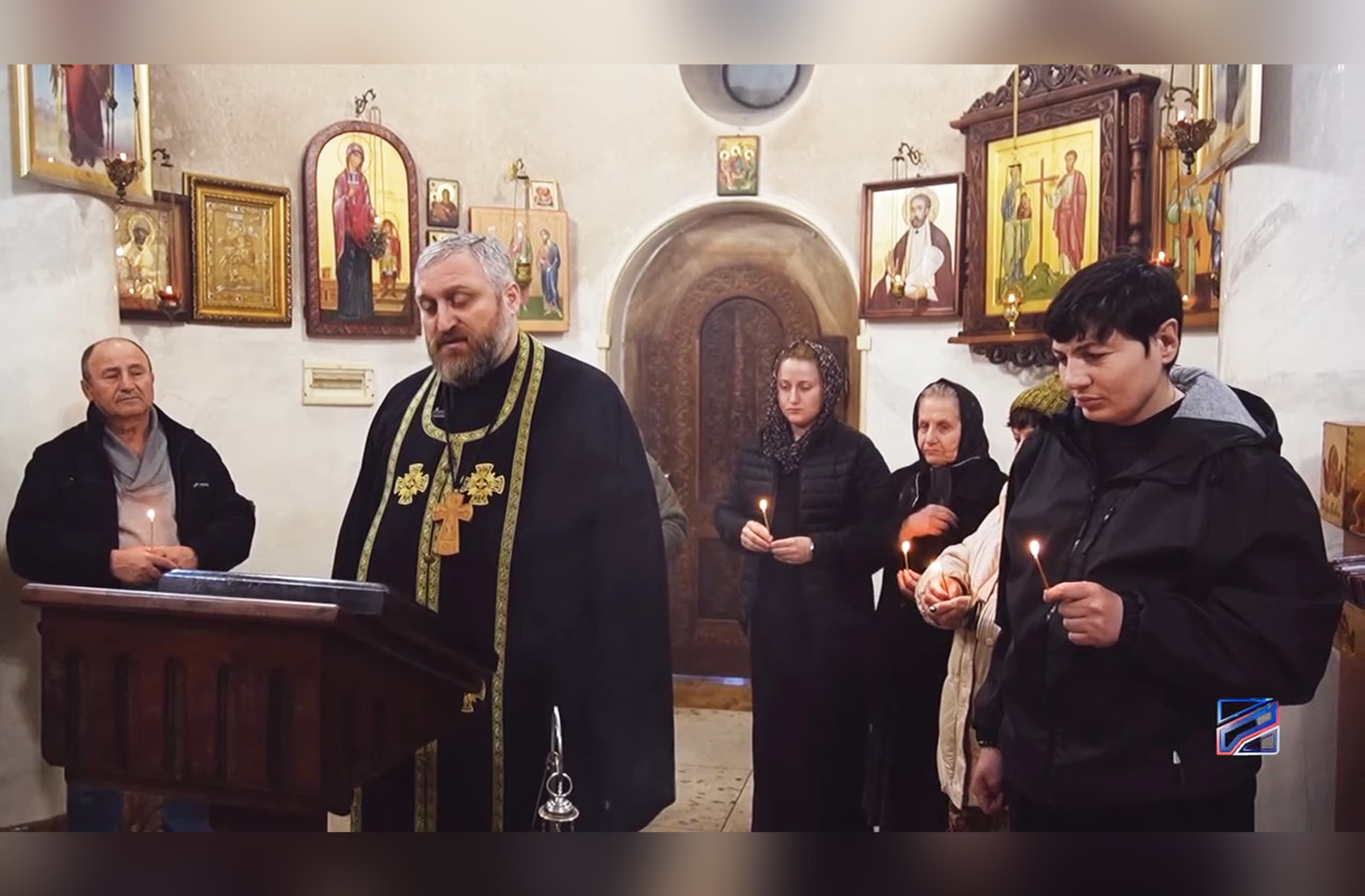 პატრიარქს ყრუ და სმენადაქვეითებულთა თემი იხსენებს…